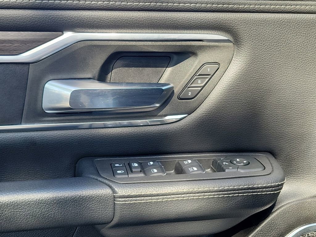 Used 2026 RAM 1500 Laramie AWD/4WD image 25