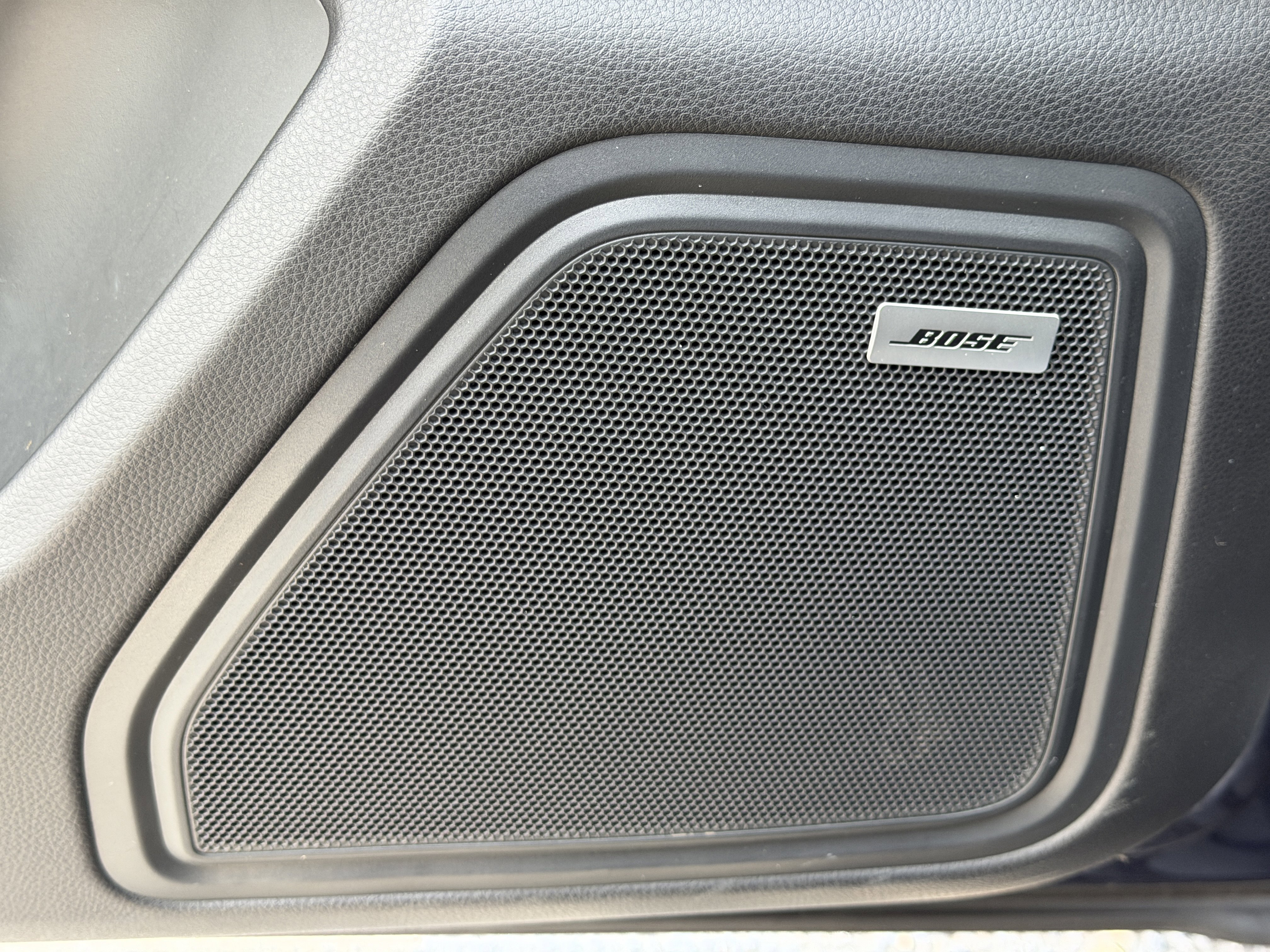 Certified 2017 Porsche Macan S image 23