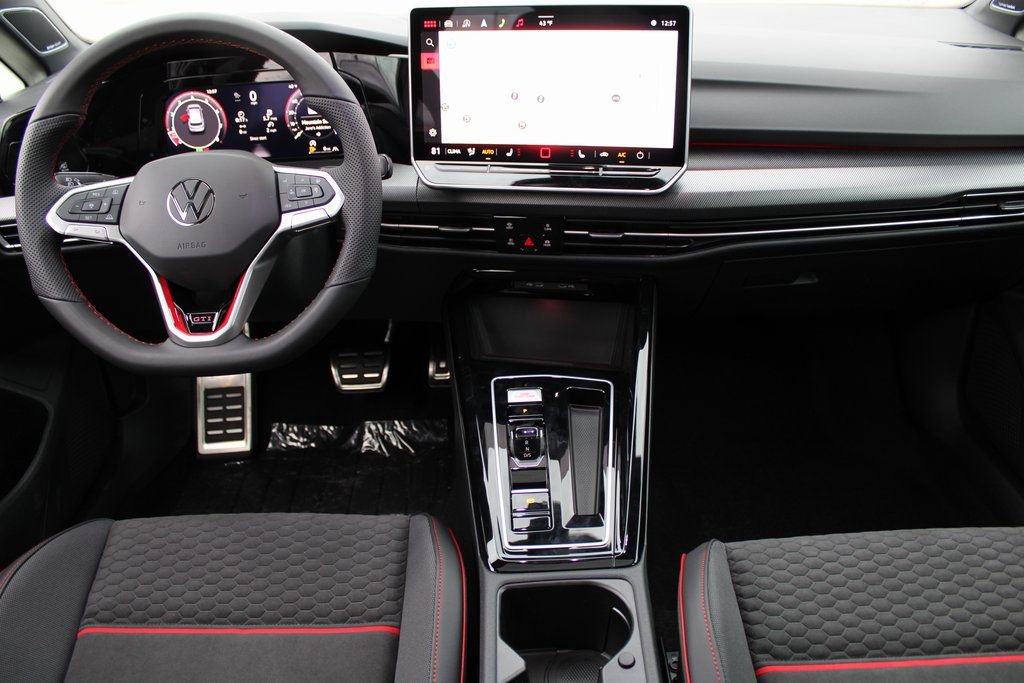 New 2026 Volkswagen GTI SE FWD image 18