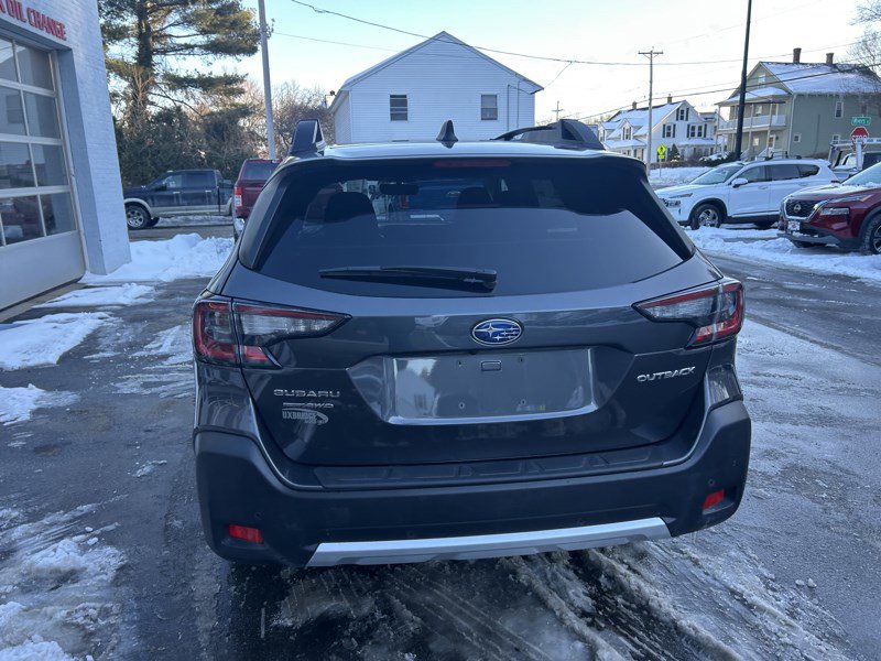 Used 2023 Subaru Outback Limited image 6