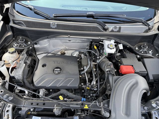 Certified 2023 Buick Encore GX Select w/ Sport Touring Package AWD/4WD image 28