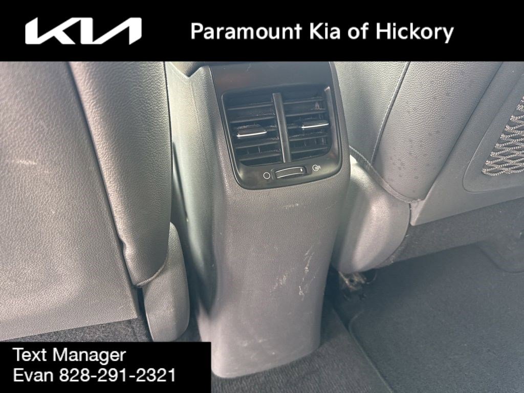 Used 2018 Kia Niro EX image 14