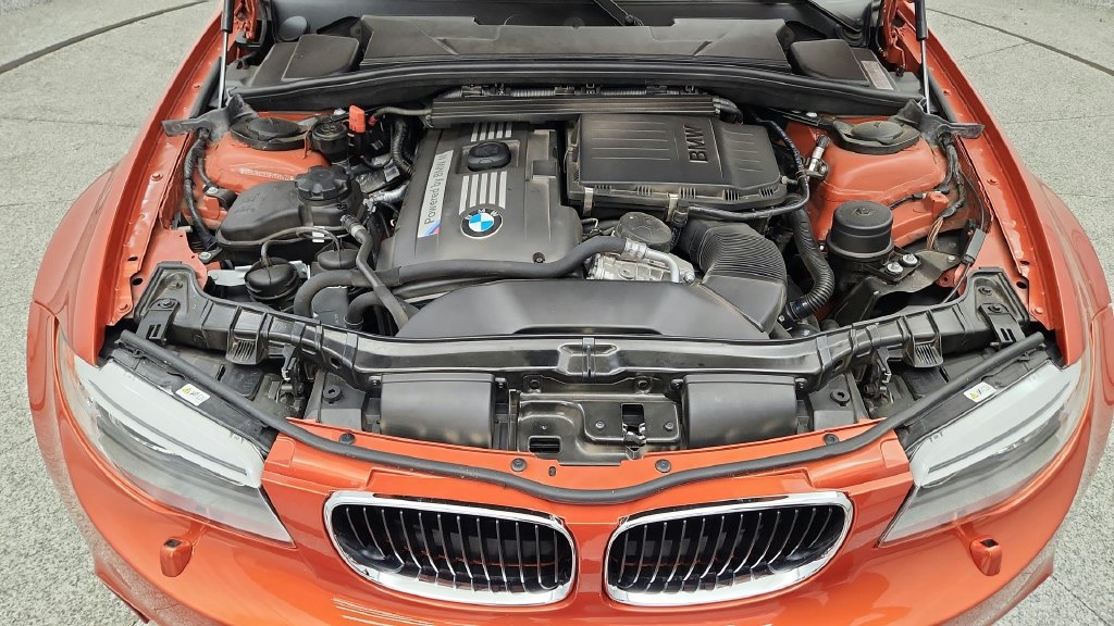 Used 2011 BMW 1 Series M RWD image 14