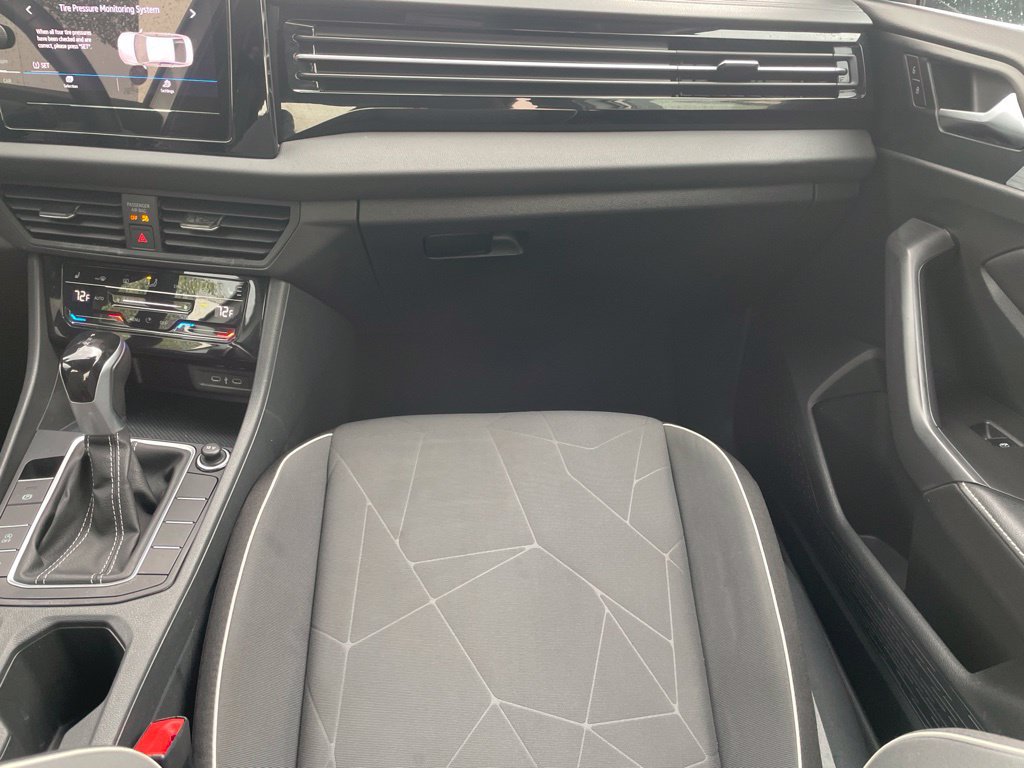 Used 2025 Volkswagen Jetta Sport FWD image 23