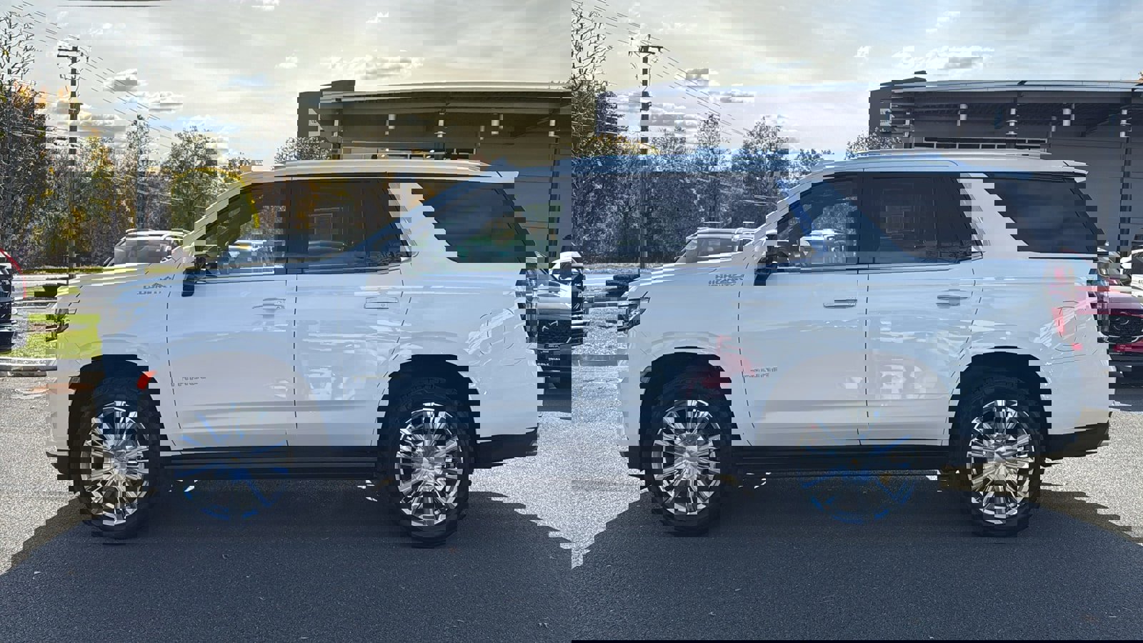 Used 2023 Chevrolet Tahoe High Country w/ LPO, Illumination Package image 6