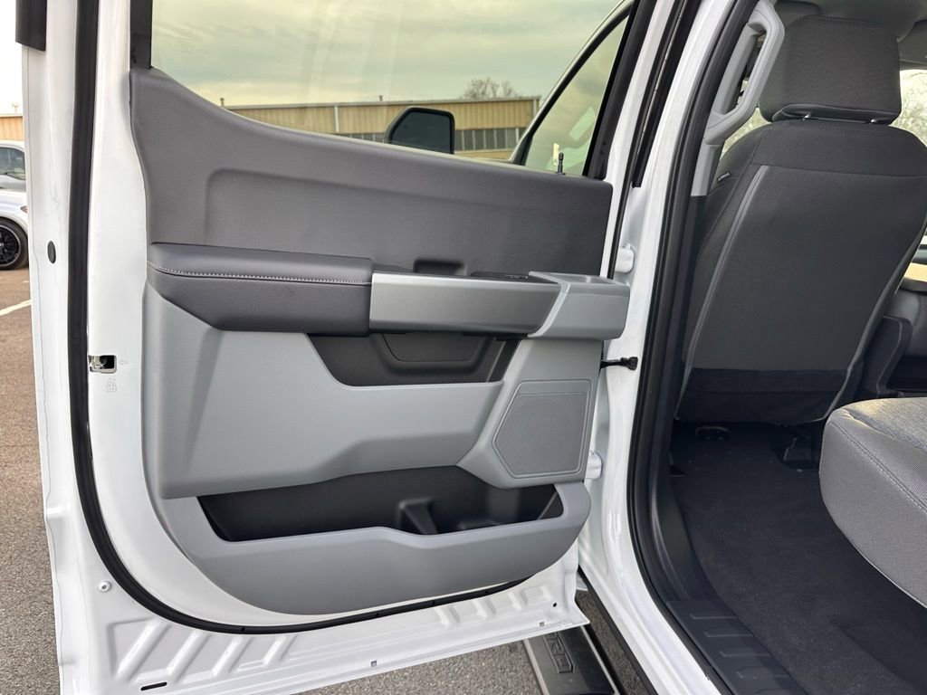 New 2026 Ford F250 XL w/ STX Appearance Package image 21