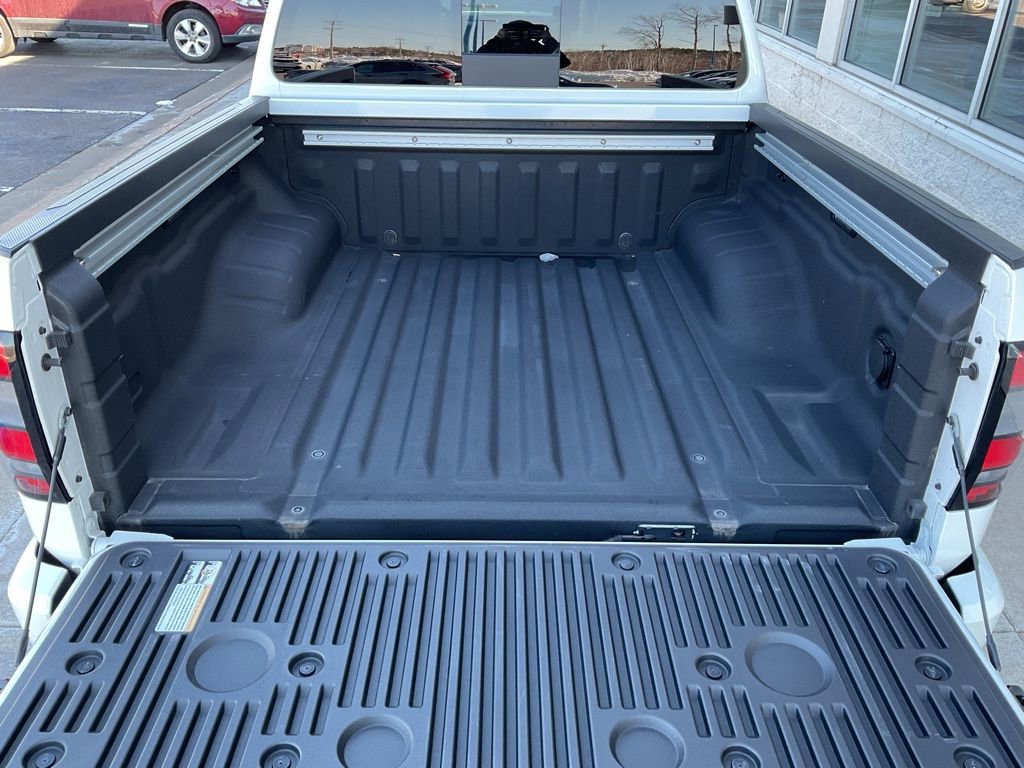 Used 2023 Nissan Frontier PRO-4X w/ Pro-4X Premium Package image 22