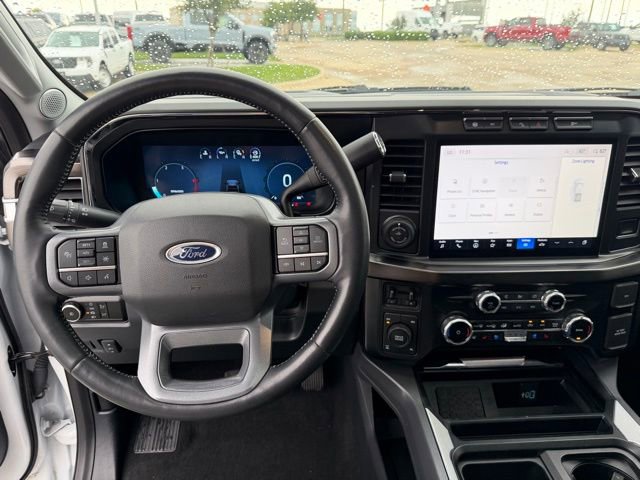 Used 2024 Ford F250 Lariat w/ Lariat Ultimate Package AWD/4WD image 12