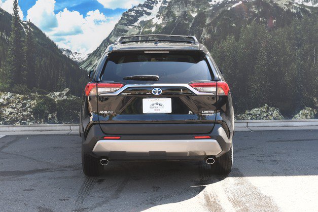 Certified 2023 Toyota RAV4 Limited w/ Limited Grade Weather Package AWD/4WD image 10