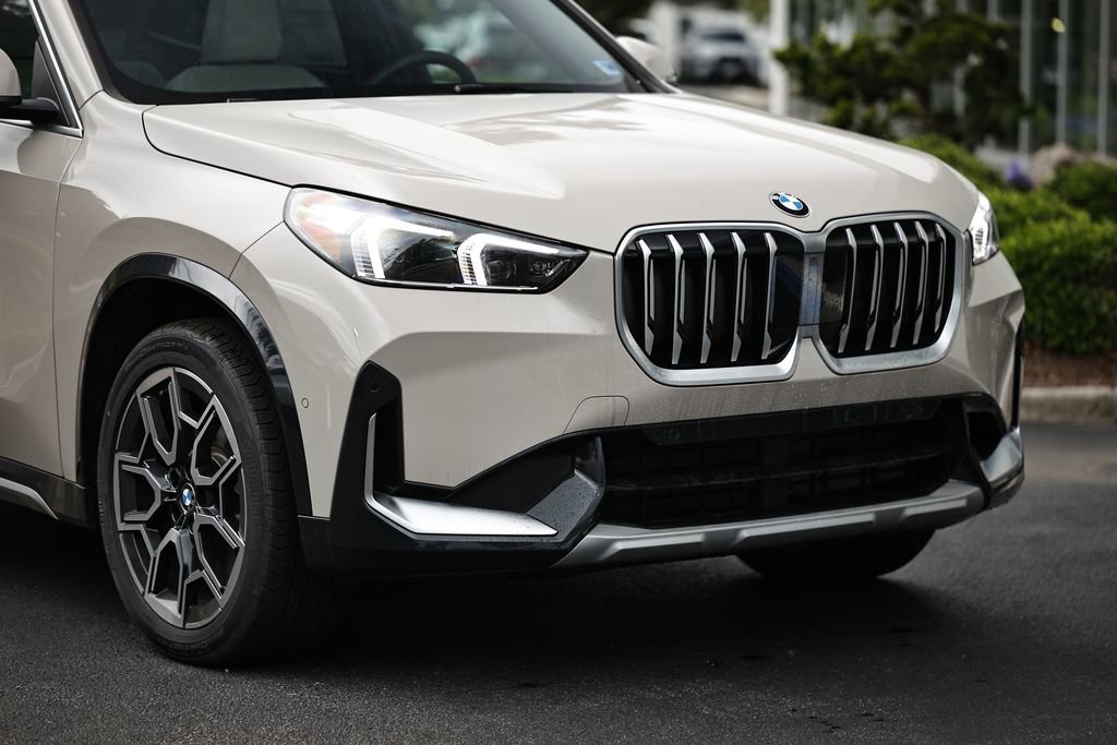 New 2026 BMW X1 xDrive28i AWD/4WD image 2