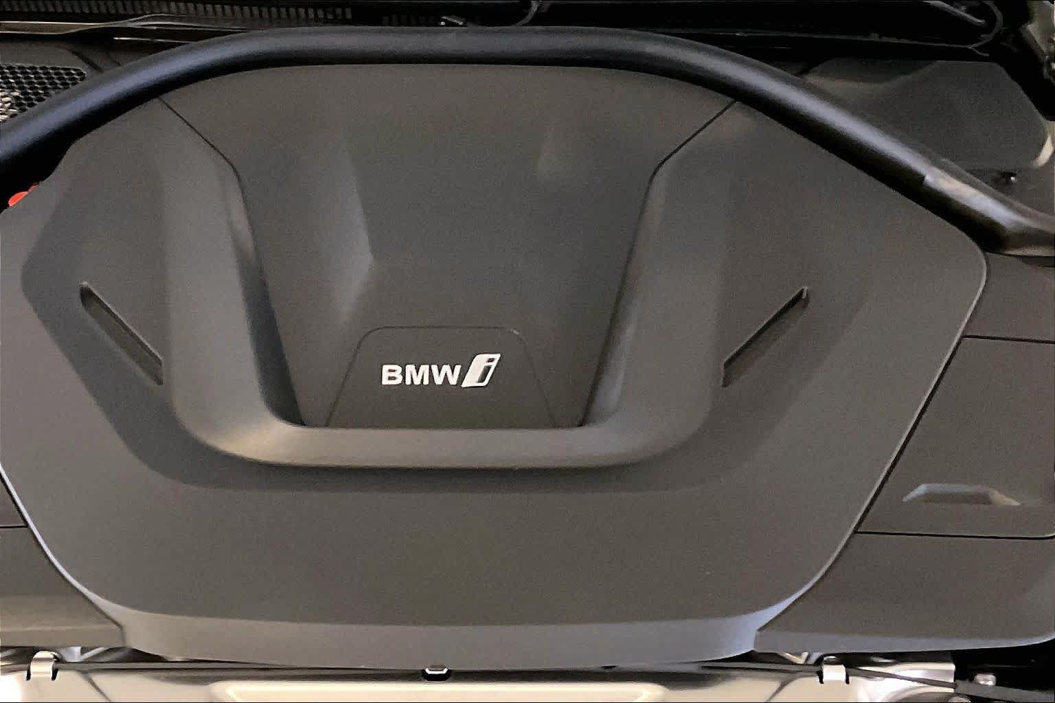 New 2026 BMW i4 xDrive40i AWD/4WD image 16