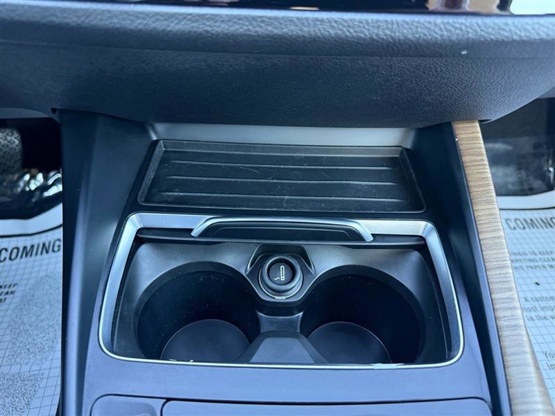 Used 2018 BMW 230i Convertible image 27