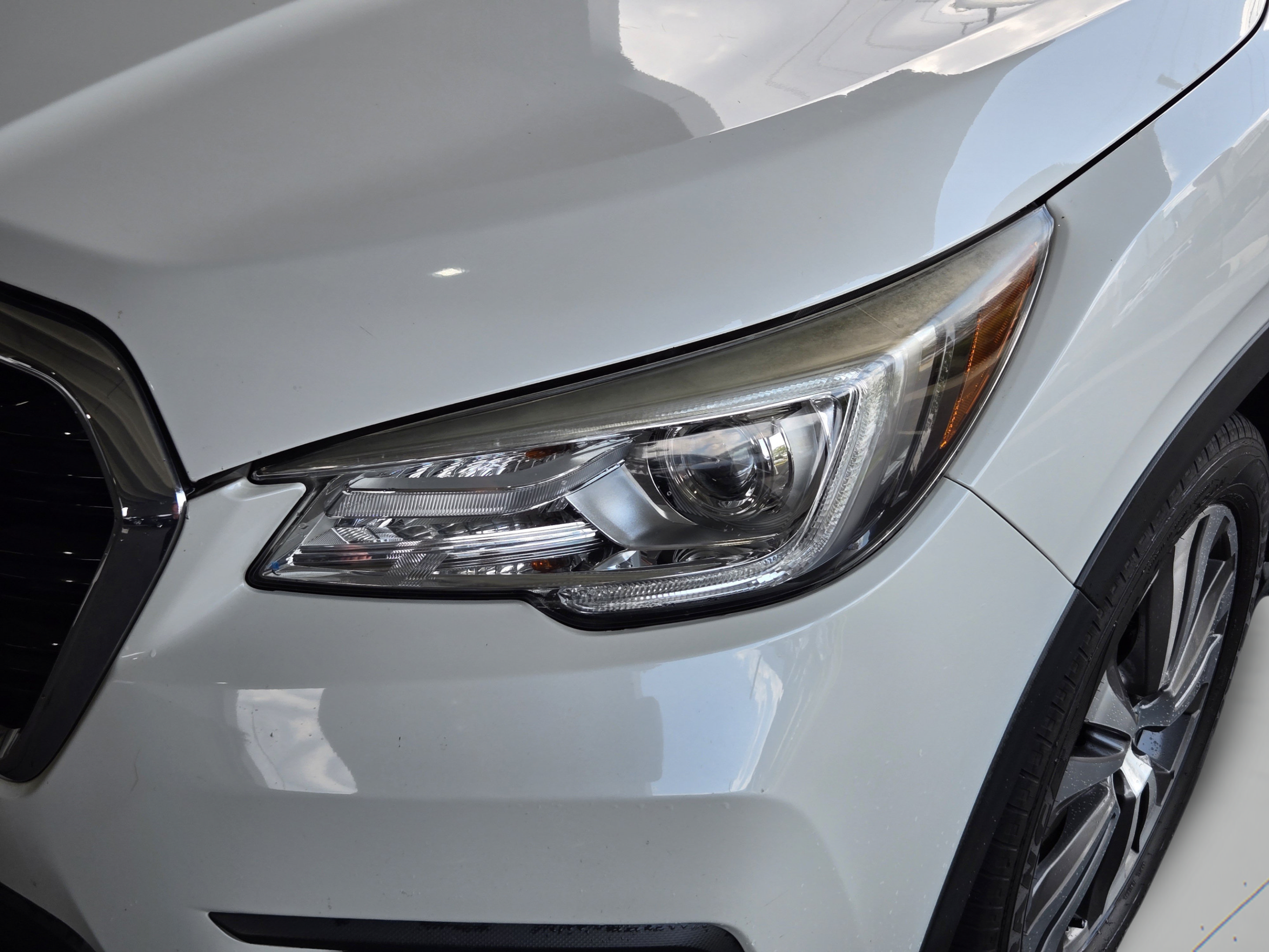 Used 2019 Subaru Ascent Touring w/ Popular Package #3 AWD/4WD image 6