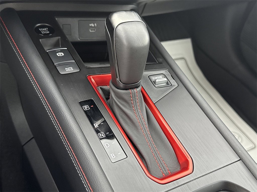 Certified 2025 Nissan Kicks SR image 34