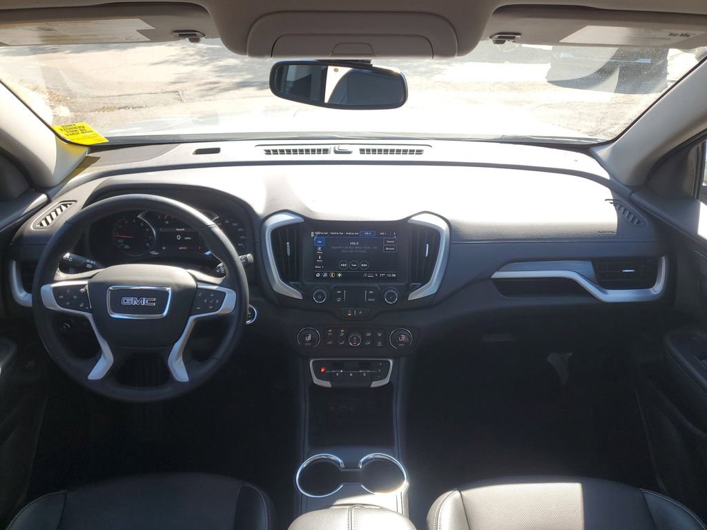 Used 2024 GMC Terrain SLT w/ LPO, Floor Liner Package image 25