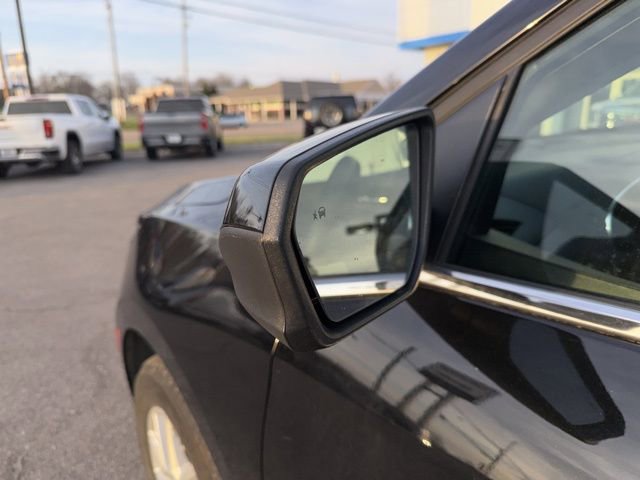 Used 2024 Chevrolet Equinox LT image 24