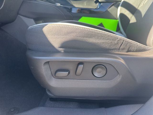 Used 2025 Buick Envision Sport Touring image 18