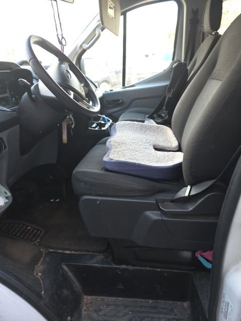 Used 2017 Ford Transit 350 XLT RWD image 9