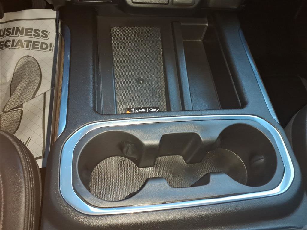 Used 2022 Chevrolet Silverado 1500 High Country image 15