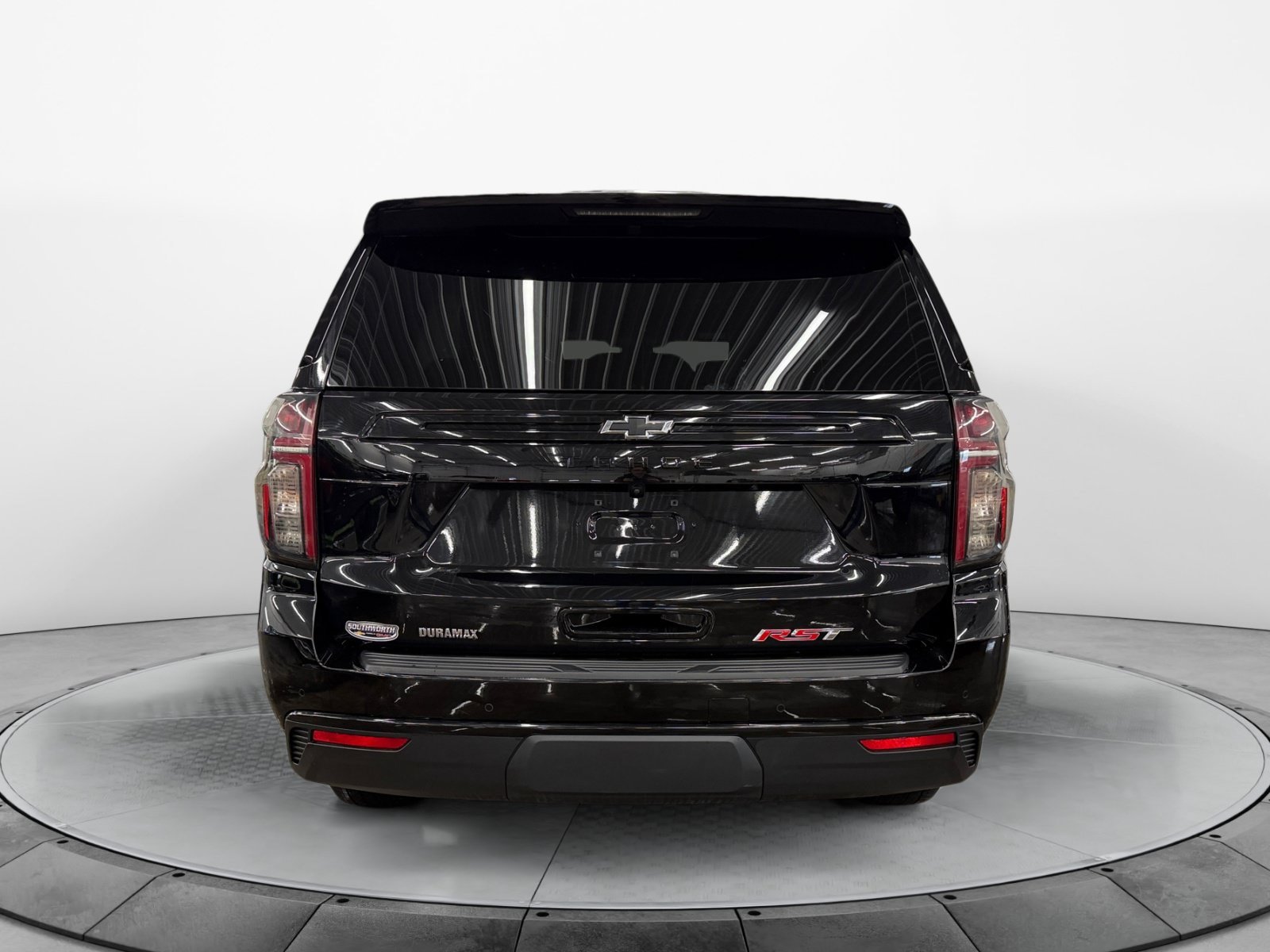 Used 2023 Chevrolet Tahoe RST w/ Luxury Package AWD/4WD image 6