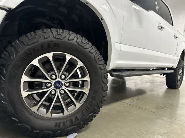 Used 2019 Ford F150 XLT w/ Equipment Group 302A Luxury AWD/4WD image 28