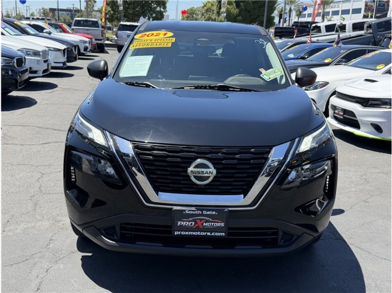 Used 2021 Nissan Rogue S FWD image 2