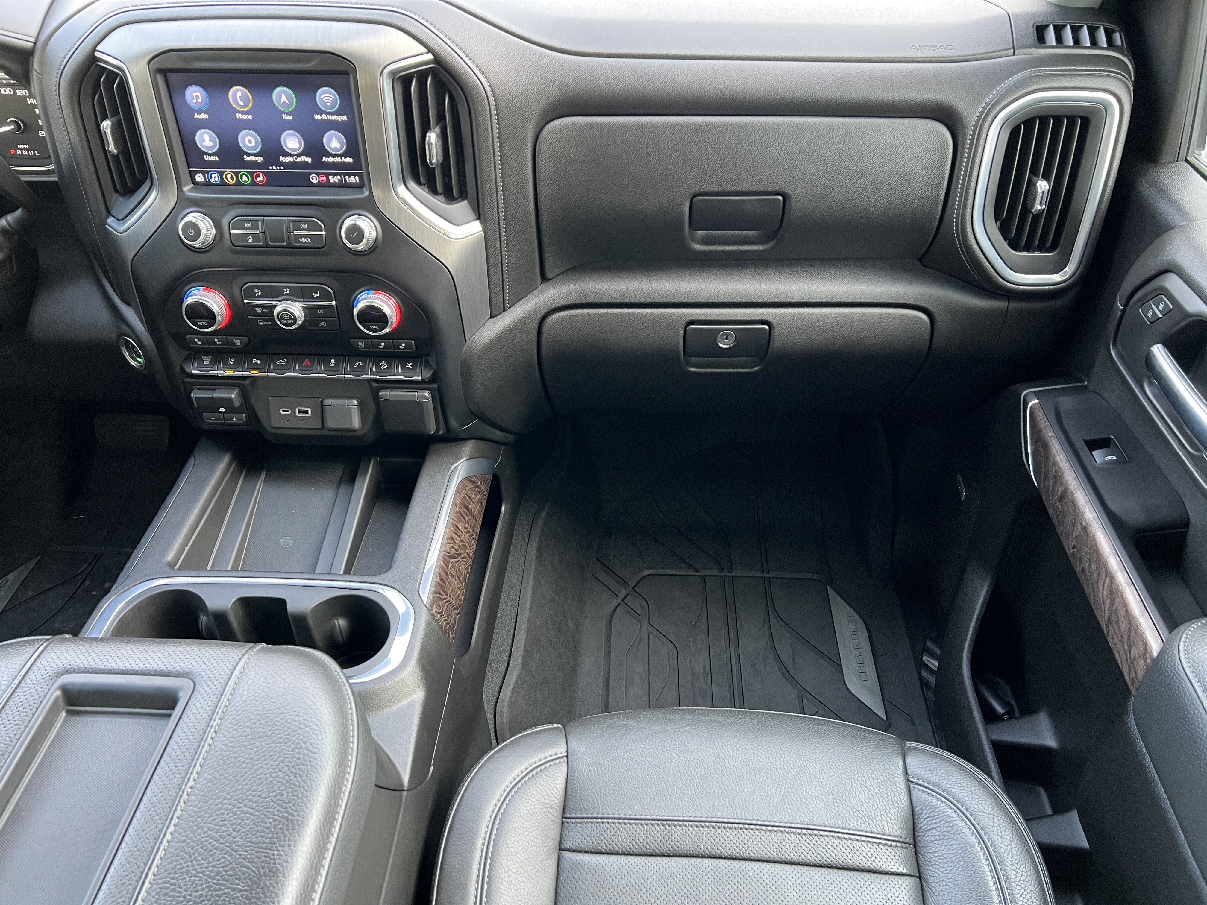 Used 2022 GMC Sierra 3500 Denali w/ Denali Ultimate Package image 34