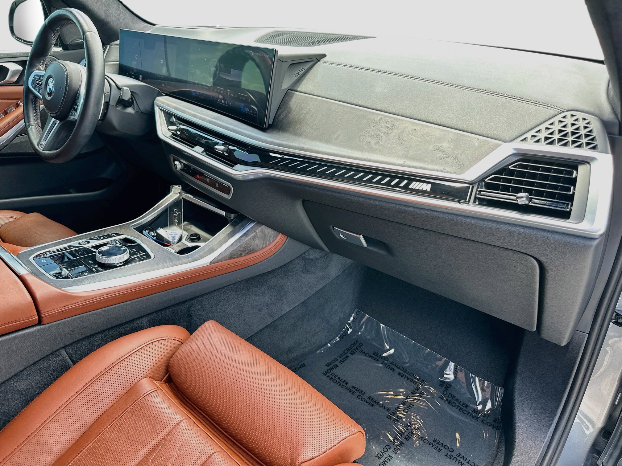 Certified 2024 BMW X7 M60i w/ Executive Package AWD/4WD image 31