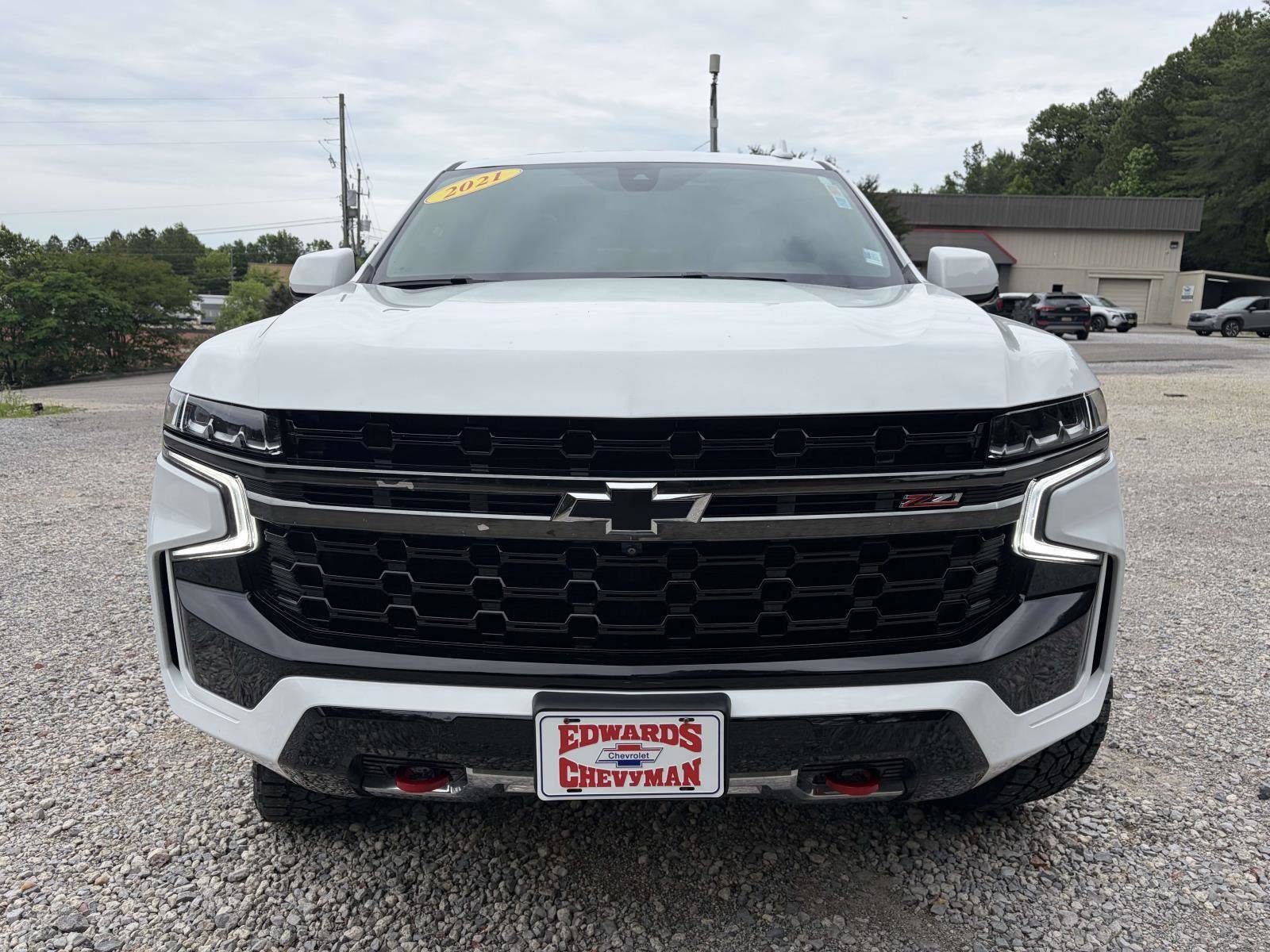 Used 2021 Chevrolet Tahoe Z71 w/ Luxury Package AWD/4WD image 27