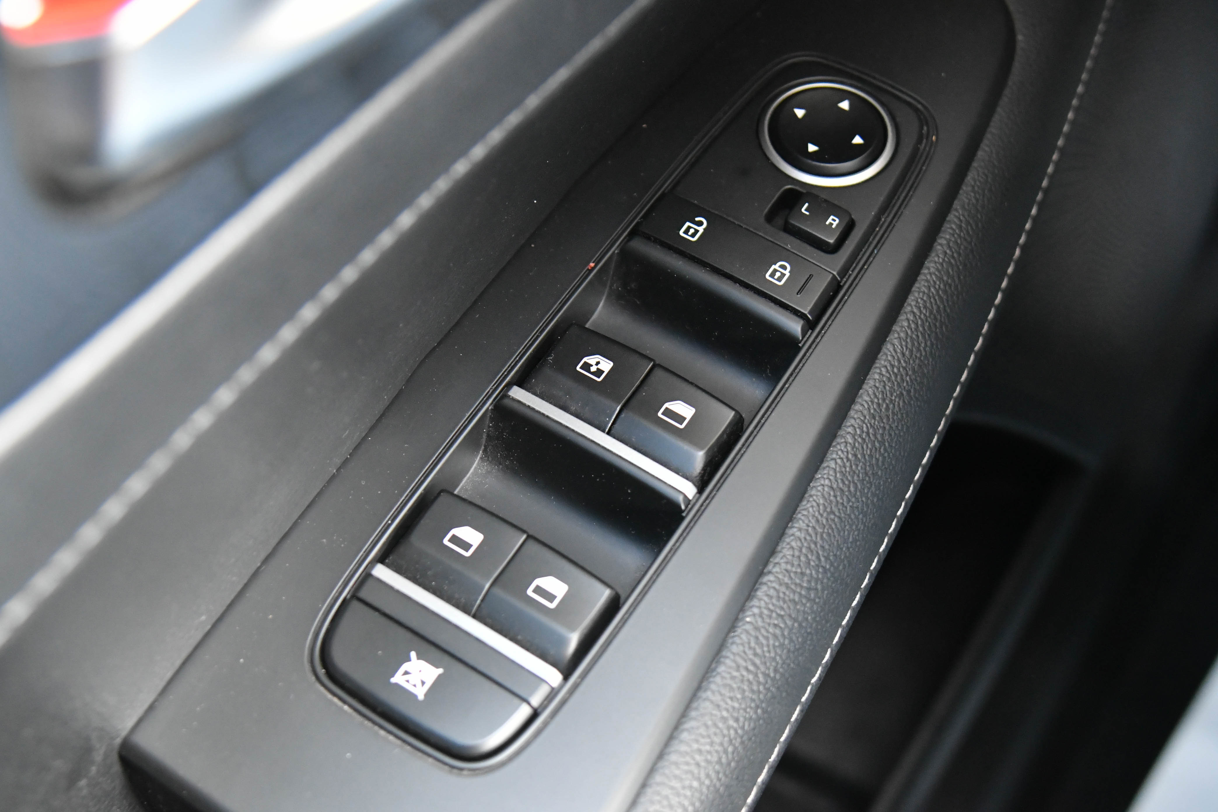 Used 2024 Kia Forte GT-Line image 34