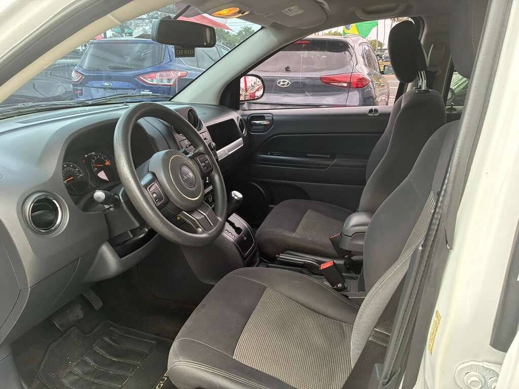 Used 2016 Jeep Compass Sport w/ Power Value Group FWD image 9