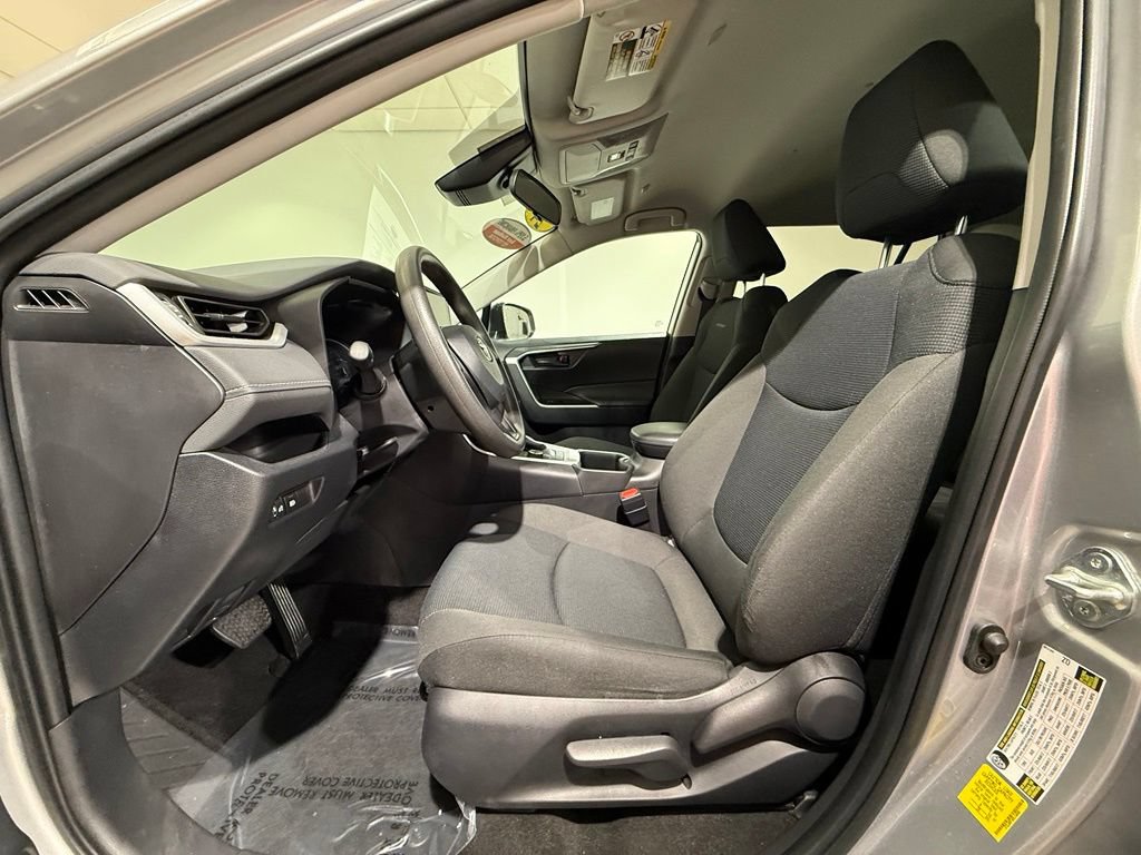 Certified 2024 Toyota RAV4 LE AWD/4WD image 13
