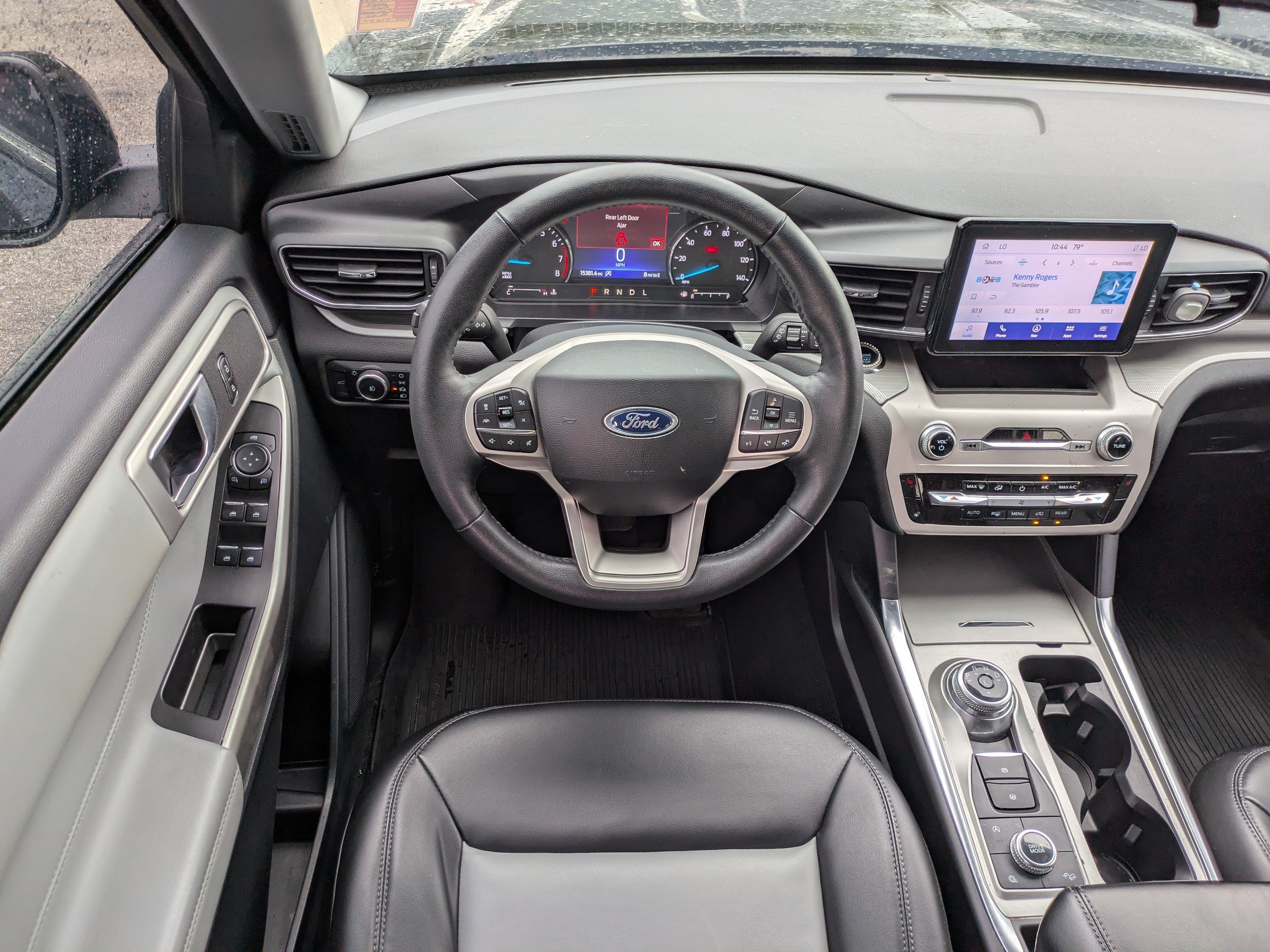 Used 2023 Ford Explorer XLT w/ Equipment Group 202A AWD/4WD image 16