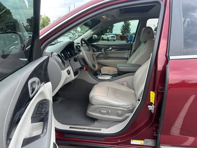Used 2017 Buick Enclave Leather FWD image 13