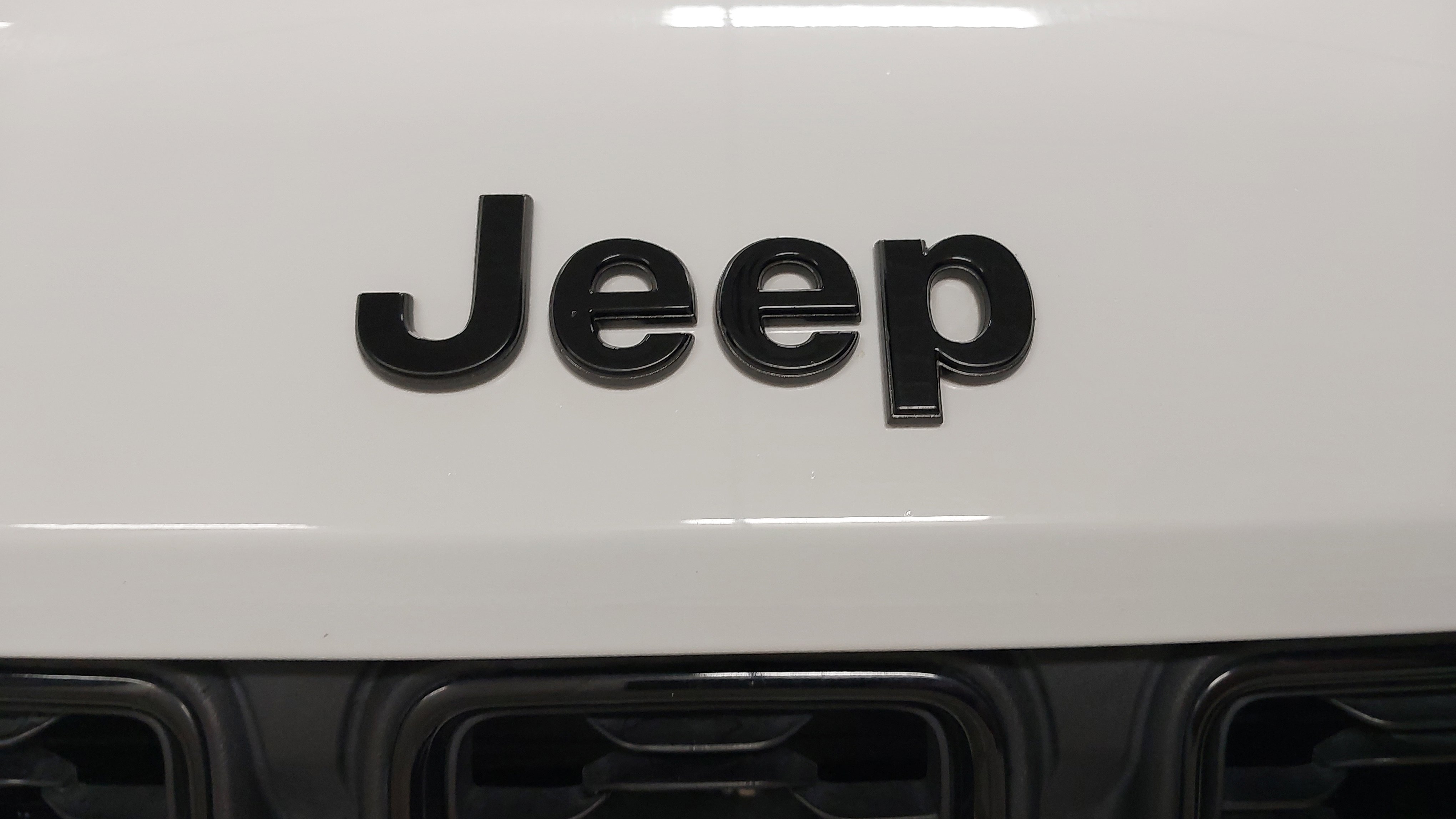 Used 2024 Jeep Grand Cherokee L Laredo image 31