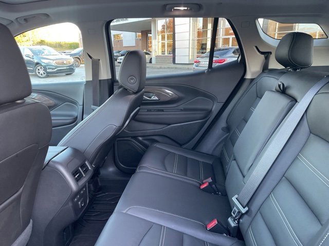 Used 2022 GMC Terrain Denali w/ Denali Premium Package image 15