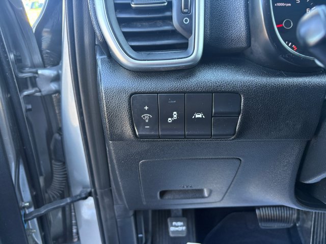 Used 2022 Kia Sportage LX w/ LX FWD Value Edition Package image 19