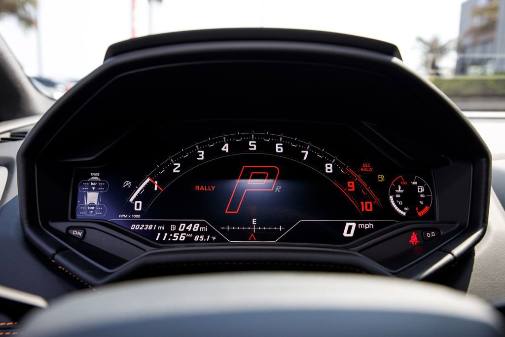 Used 2023 Lamborghini Huracan Sterrato image 52