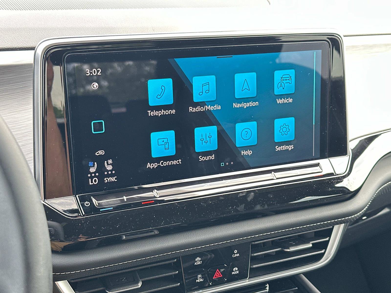 New 2025 Volkswagen Atlas Cross Sport SE image 28