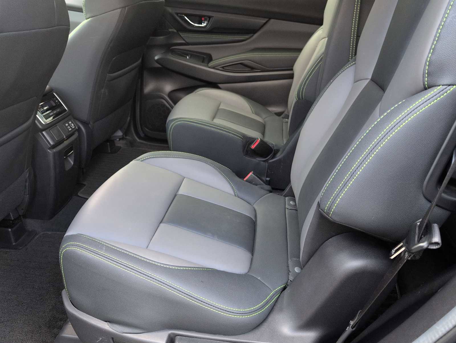 Used 2024 Subaru Ascent Onyx Edition AWD/4WD image 19