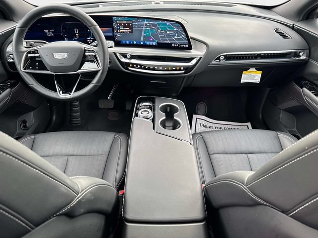 New 2025 Cadillac Lyriq Sport w/ LPO, Floor Liner Package AWD/4WD image 15