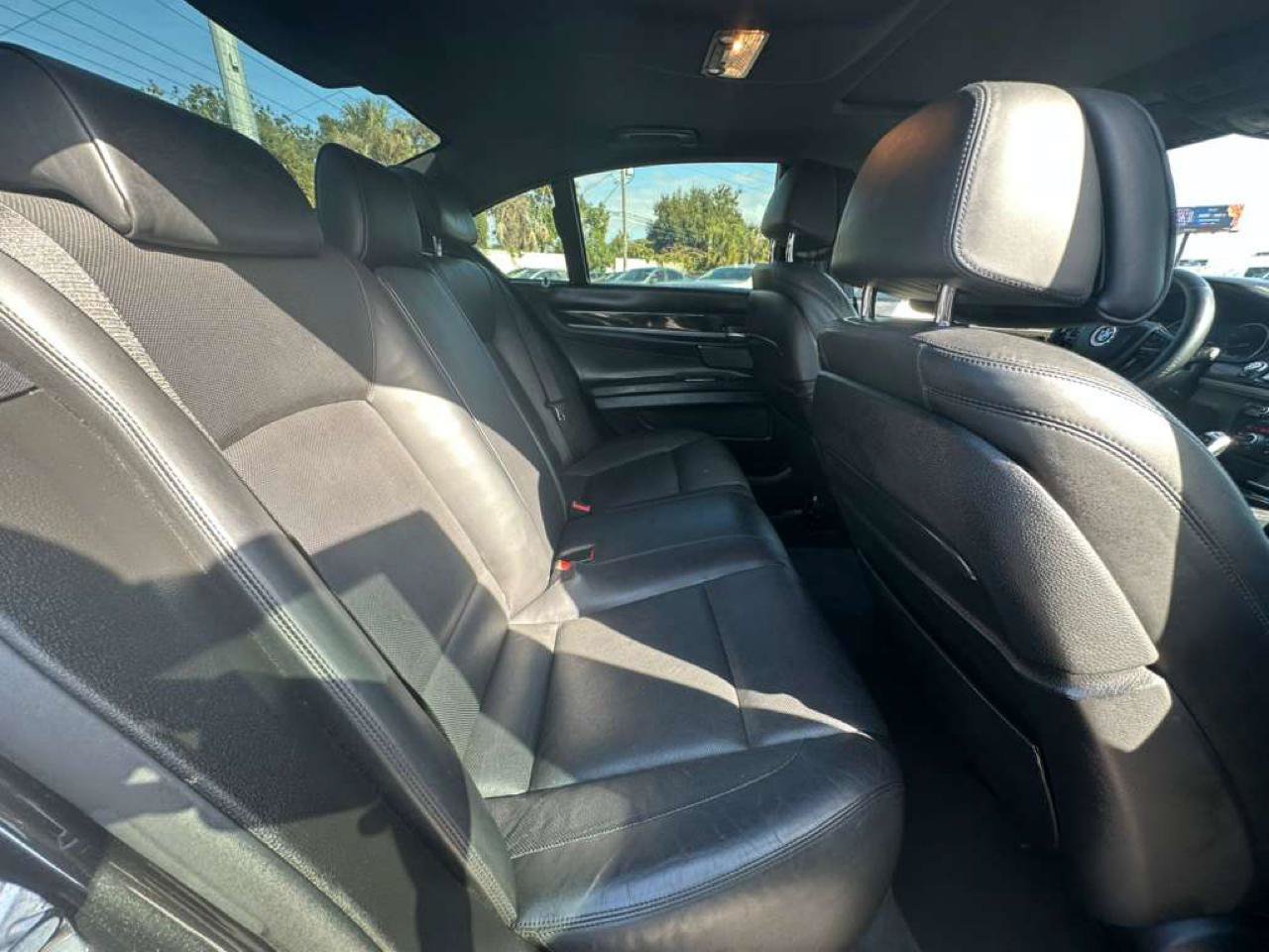 Used 2015 BMW 740i RWD image 11