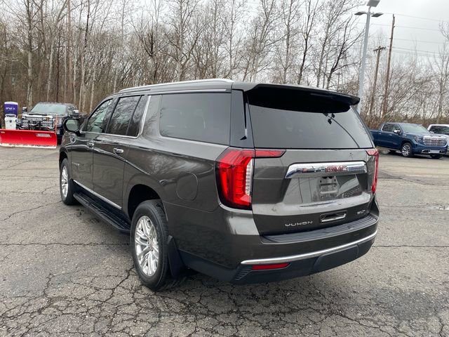 Used 2021 GMC Yukon XL SLT image 3