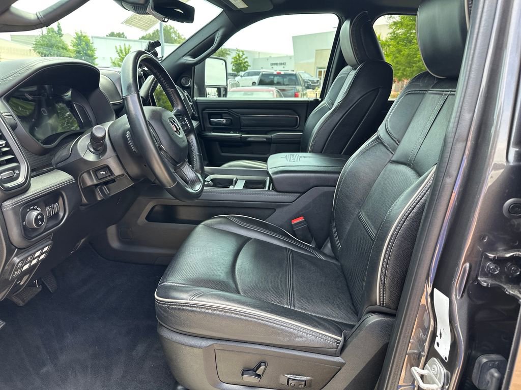 Used 2024 RAM 3500 Limited AWD/4WD image 21