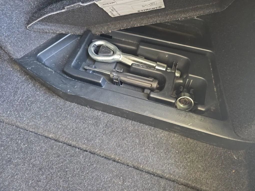 Used 2017 BMW 430i Coupe w/ Premium Package image 38