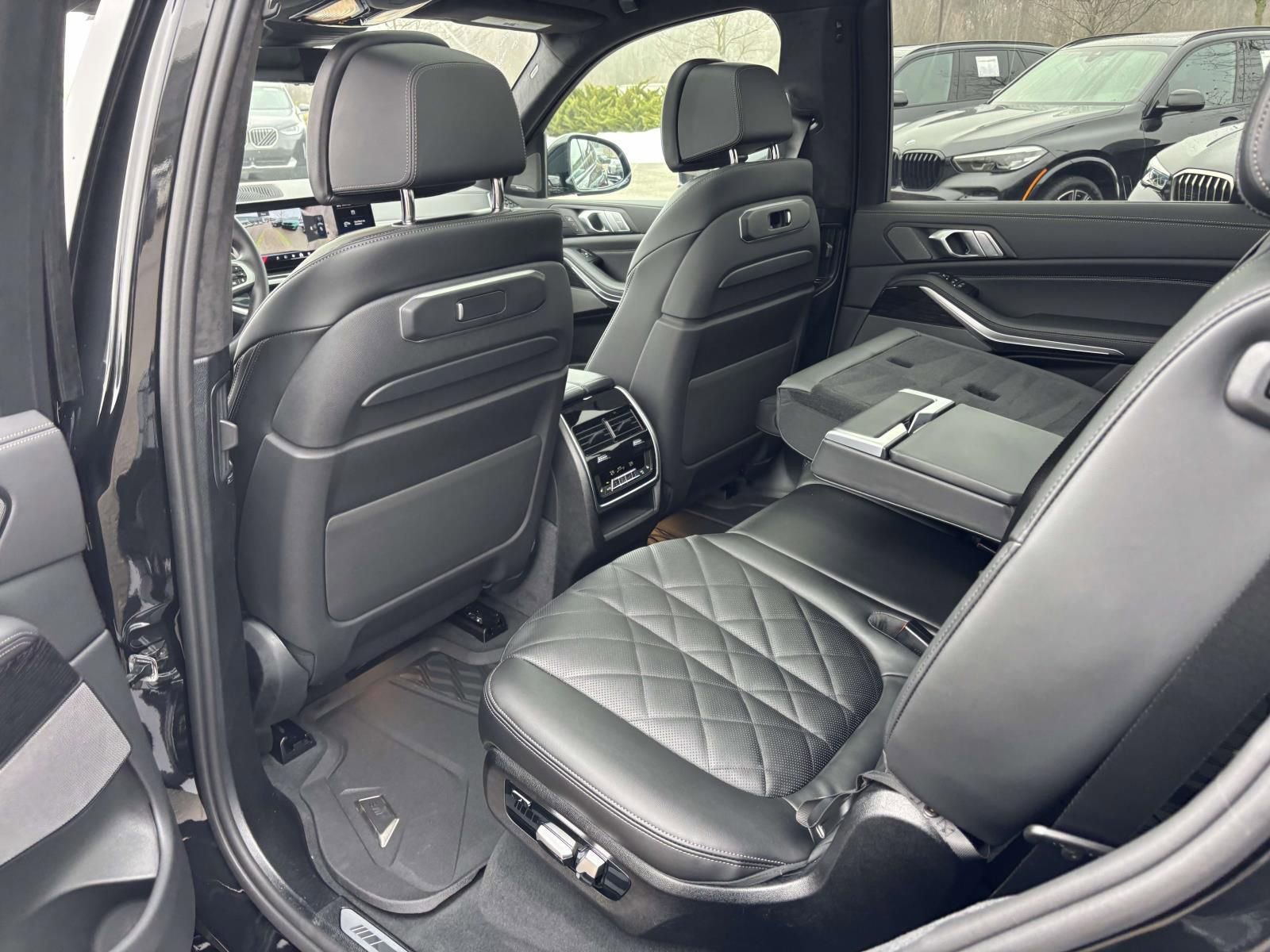 New 2026 BMW X7 xDrive40i image 28