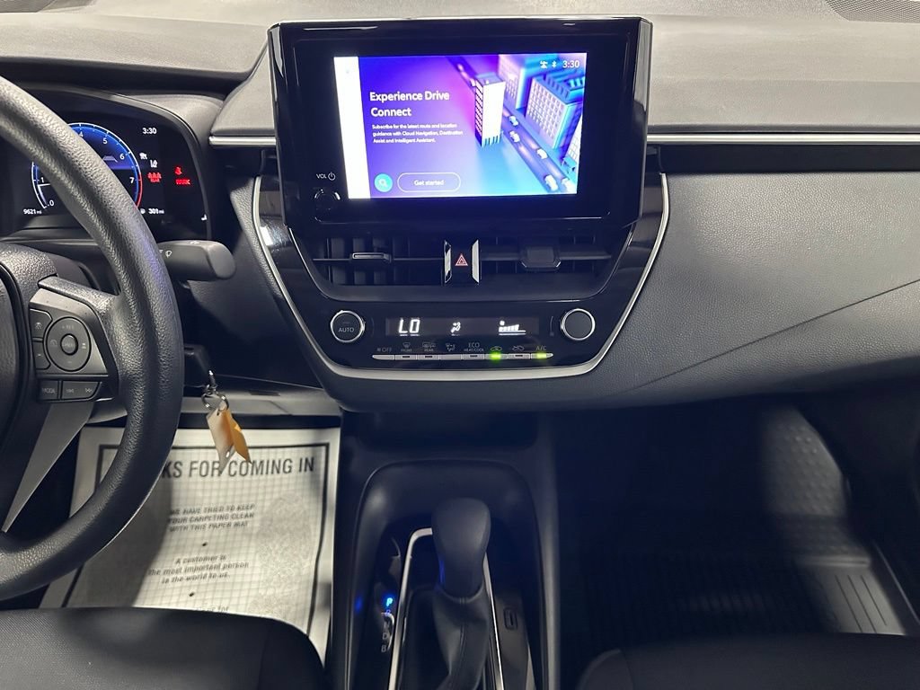 Used 2026 Toyota Corolla LE FWD image 24