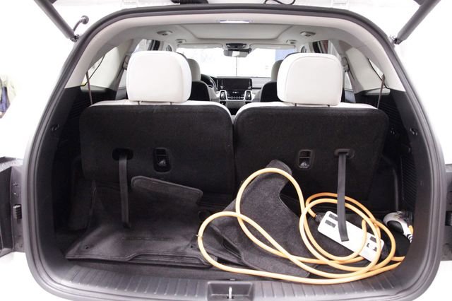 Used 2022 Kia Sorento SX Prestige w/ Panoramic Sunroof Package image 23