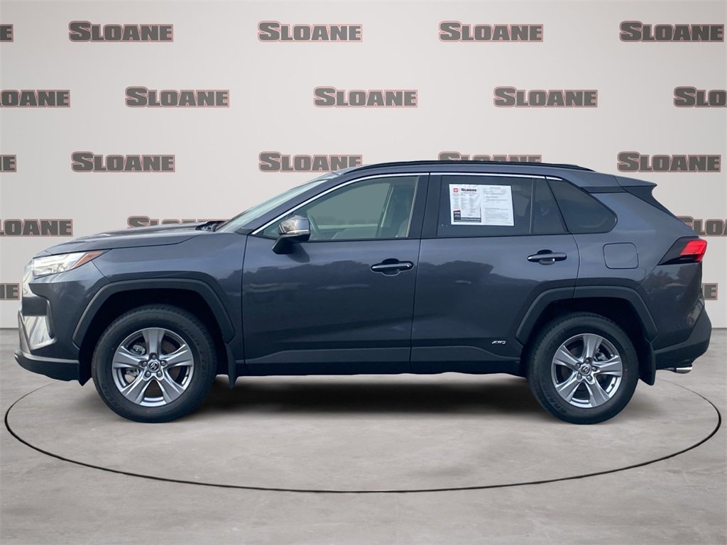 Used 2025 Toyota RAV4 XLE image 2