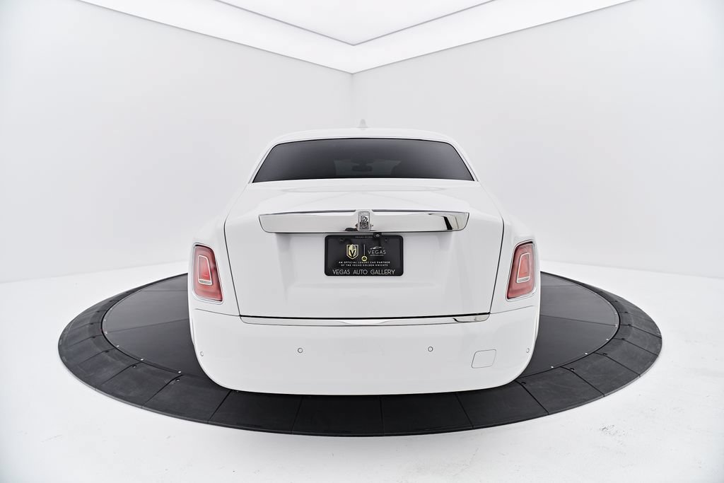Used 2021 Rolls-Royce Phantom Sedan RWD image 15